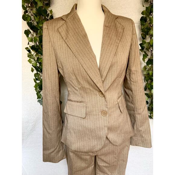 New York & Company Stretch Vintage Brown Suit Set Women's Size 2 - Picture 11 of 12